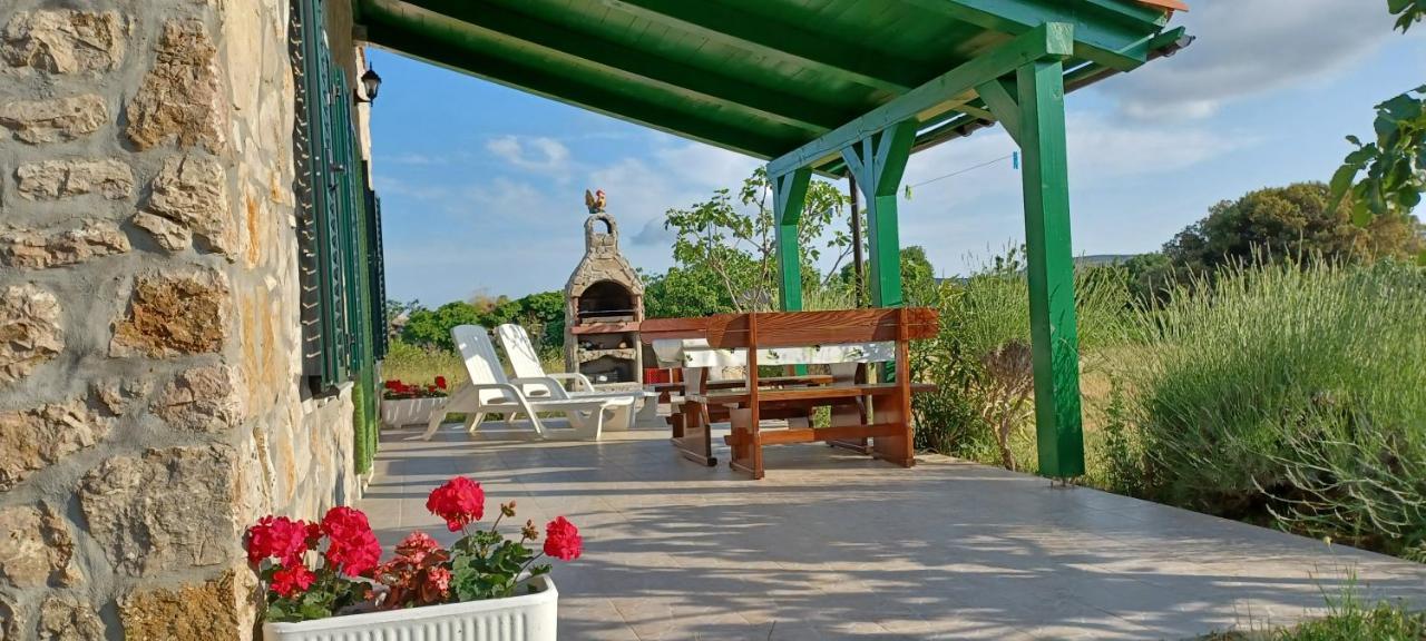 Krcina Holiday Home Cres Eksteriør bilde